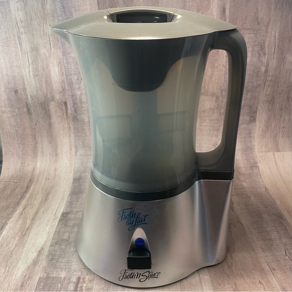 Froth Au Lait Froth n Sauce Automatic Hot Milk Frother FNS-P Electric Works - Picture 1 of 15